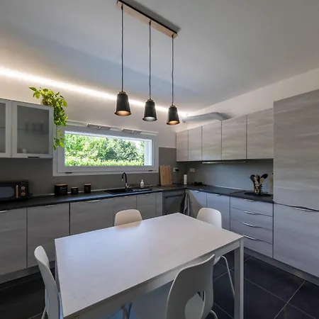 Casa Ardesia Guest house